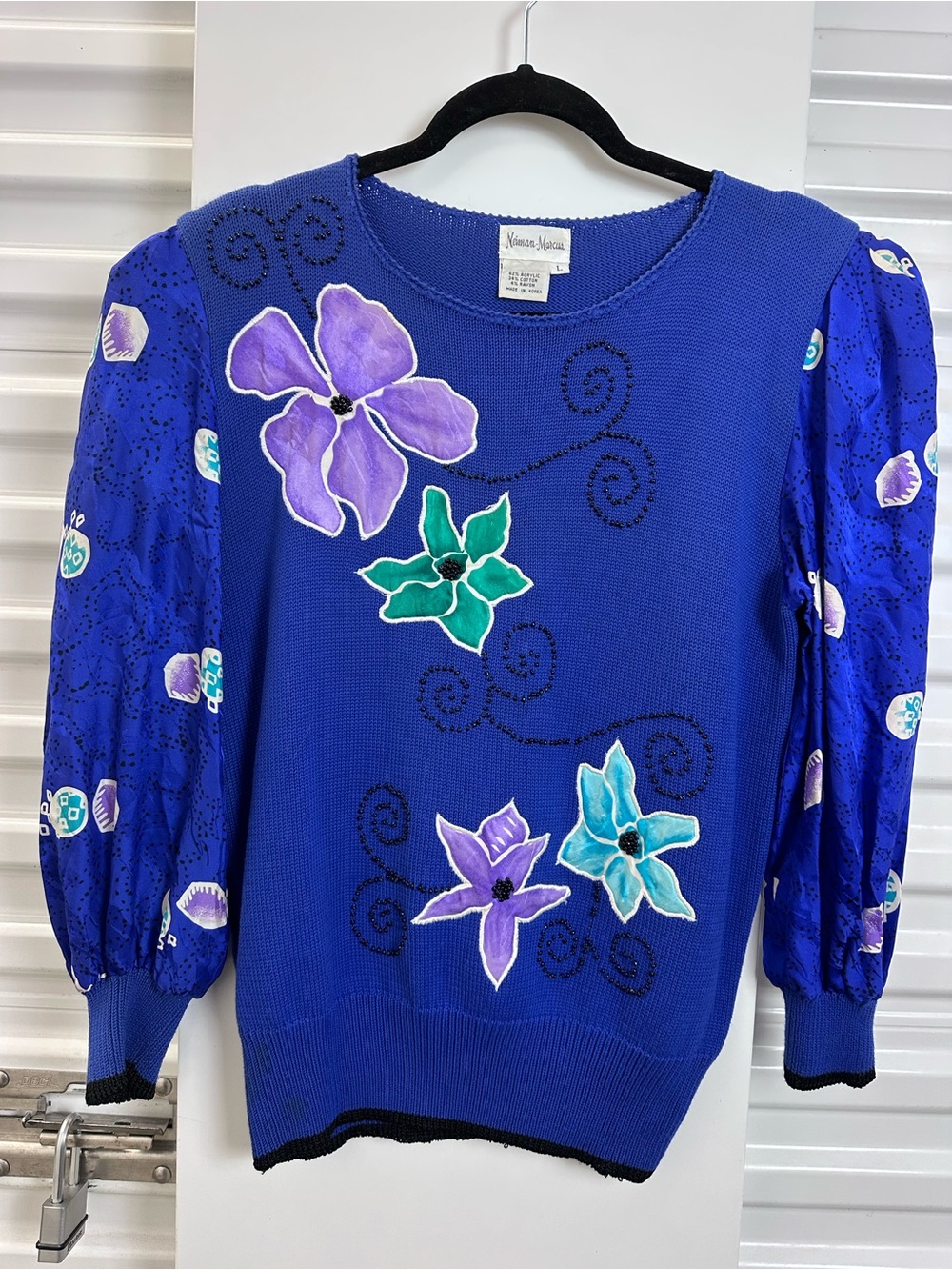 Neiman Marcus Cobalt Blue Floral Applique Puff Sleeve Sweater